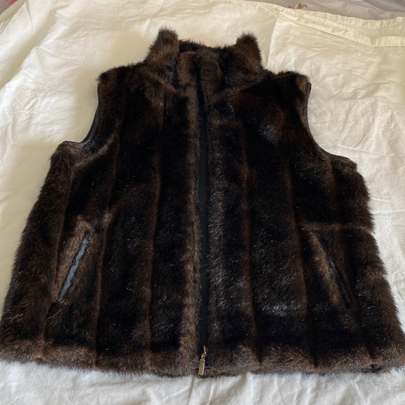Mink reverse vest - Picture 1 of 9